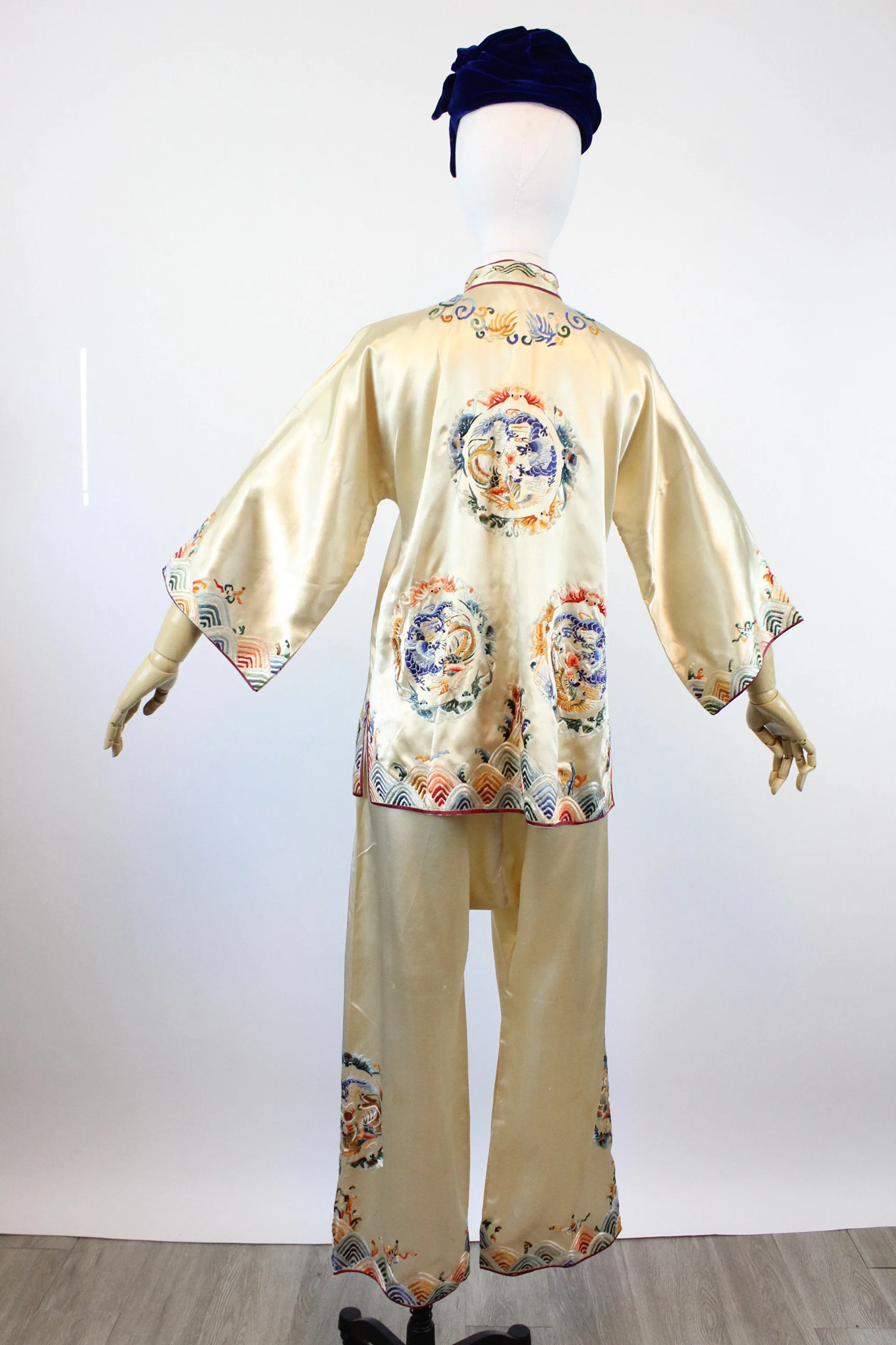 1930s CHINESE silk jacket and LOUNGE pants set small | new fall