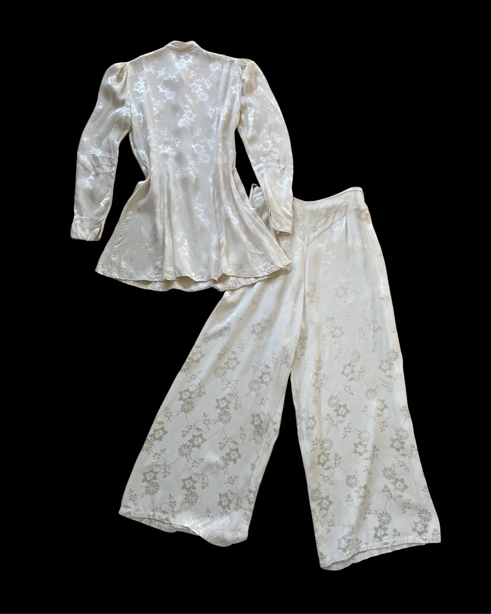 1940s Holiday Silk Brocade Hostess Pajamas