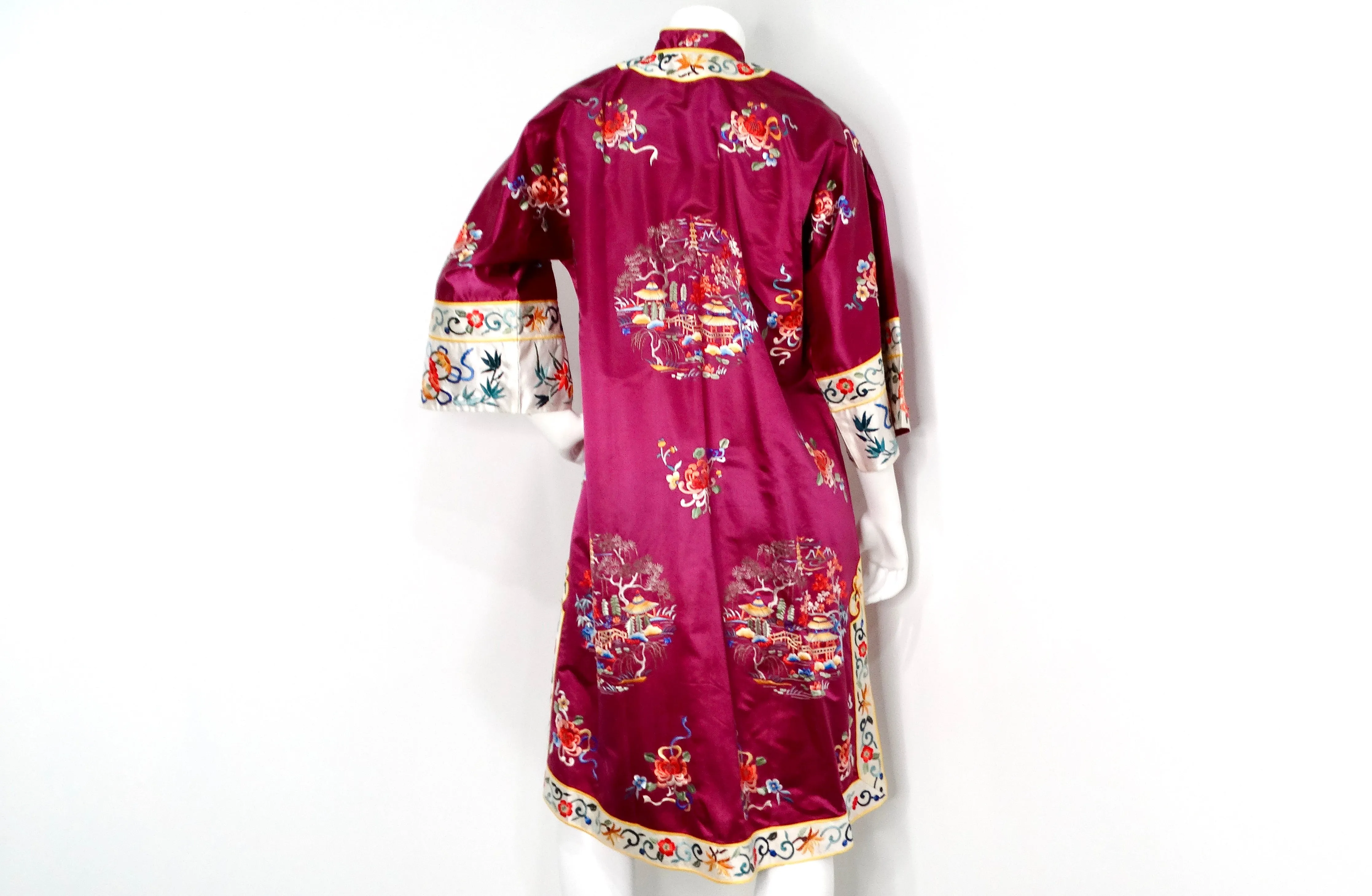 1950s Lily Chinese Purple Embroidered Floral Print Silk Blend Jacket