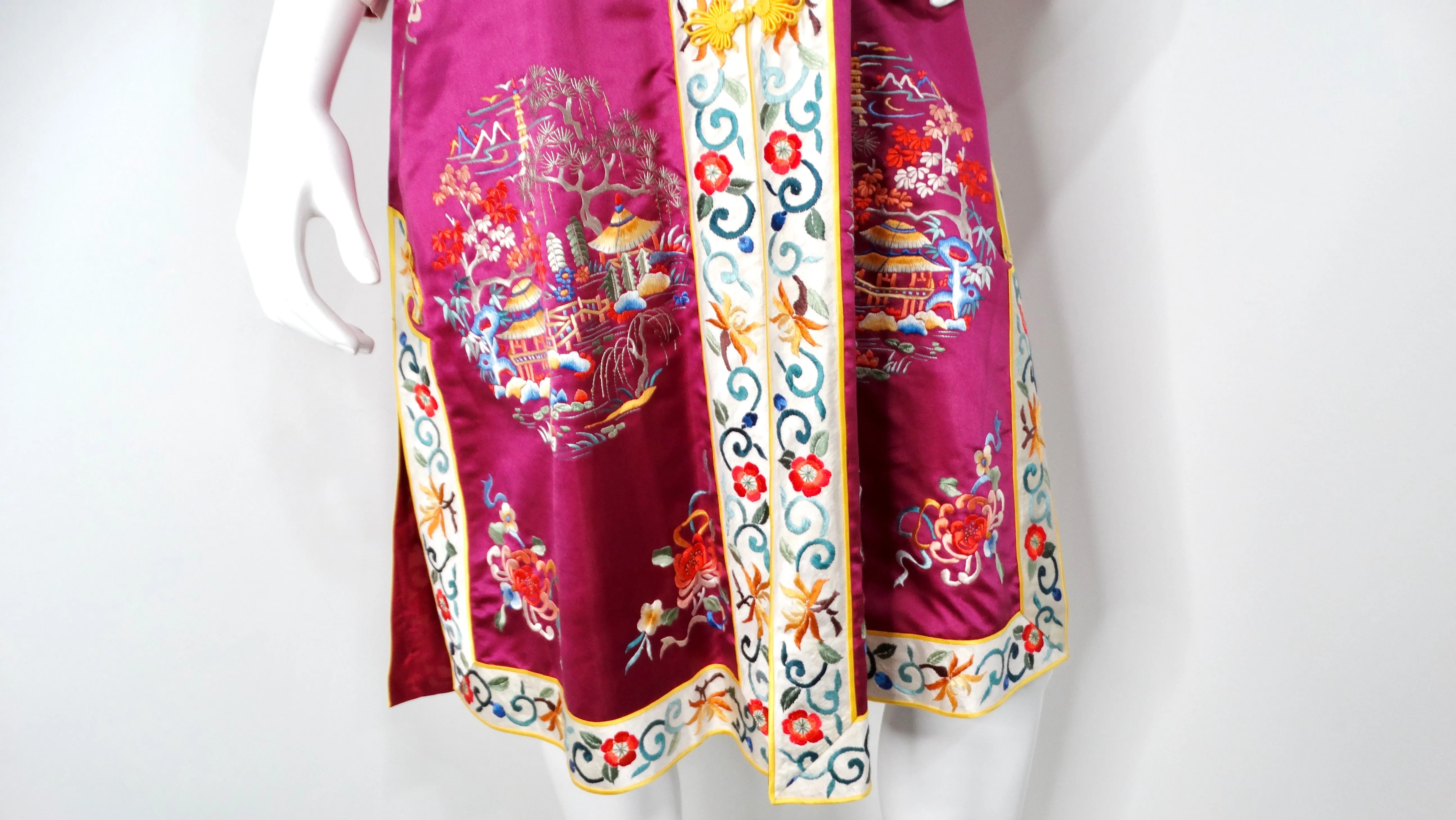 1950s Lily Chinese Purple Embroidered Floral Print Silk Blend Jacket