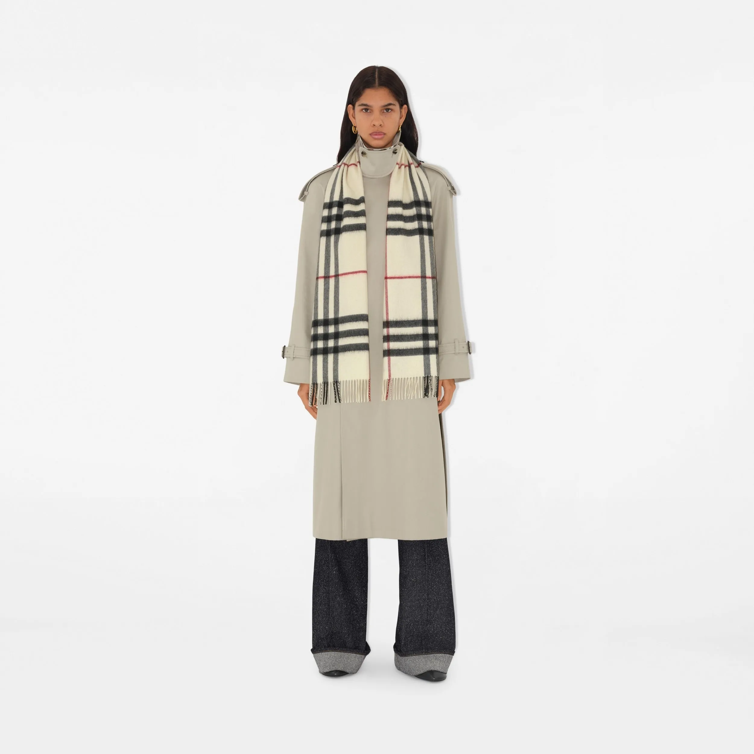 Burberry Check Cashmere Scarf in Stone