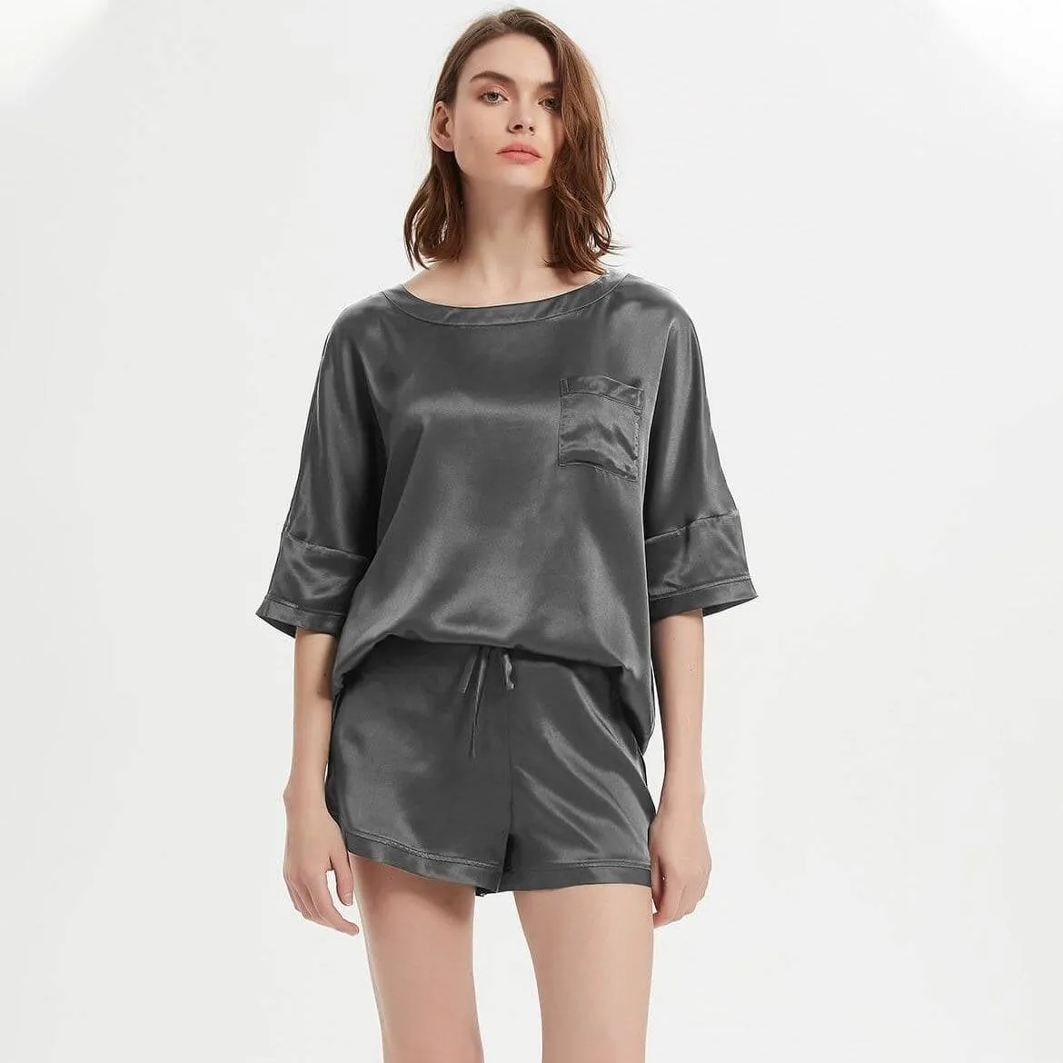 Classic Round Necked Half Sleeves Short Silk Pajamas Set