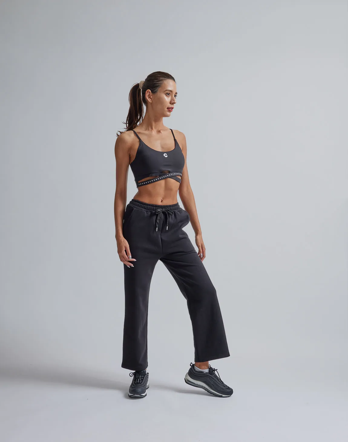 CRONOS WOMEN HIP LOGO FLARE PANTS【BLACK】
