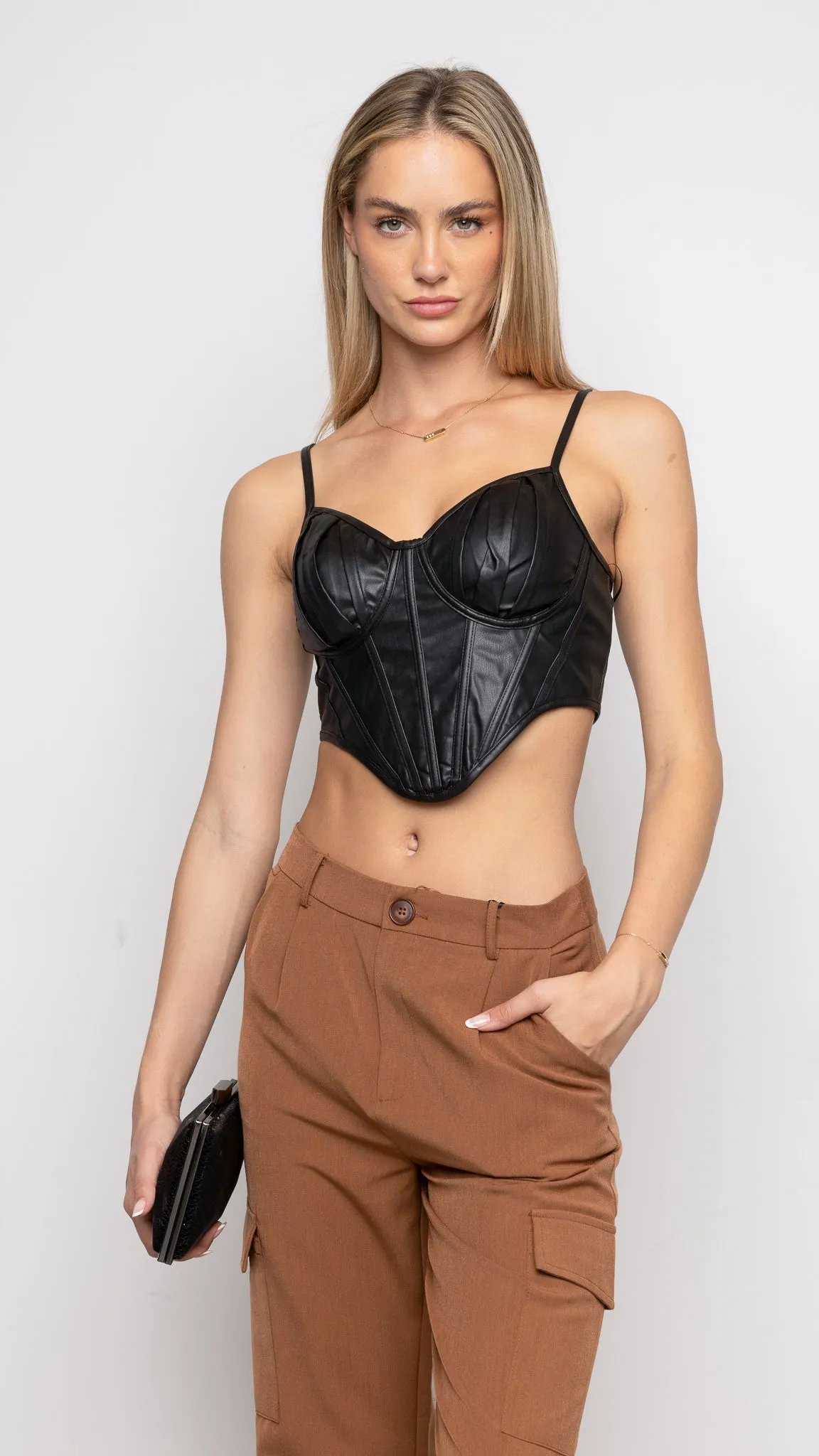 Evai Pants in Brown