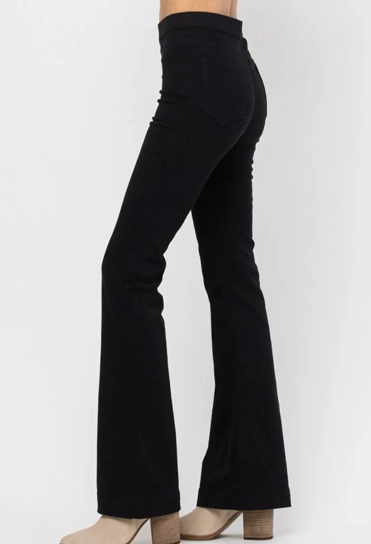 Flare Jeans in Black