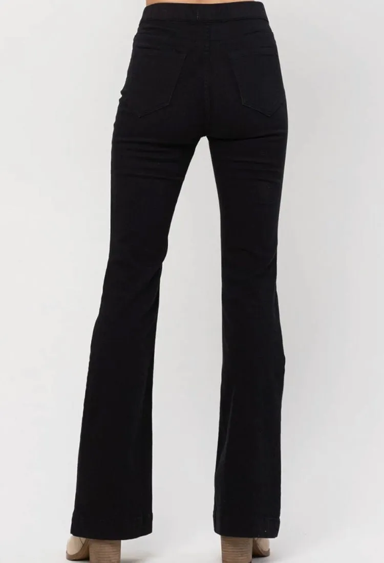 Flare Jeans in Black