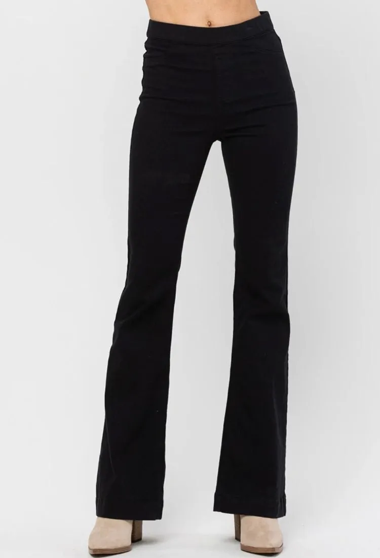 Flare Jeans in Black