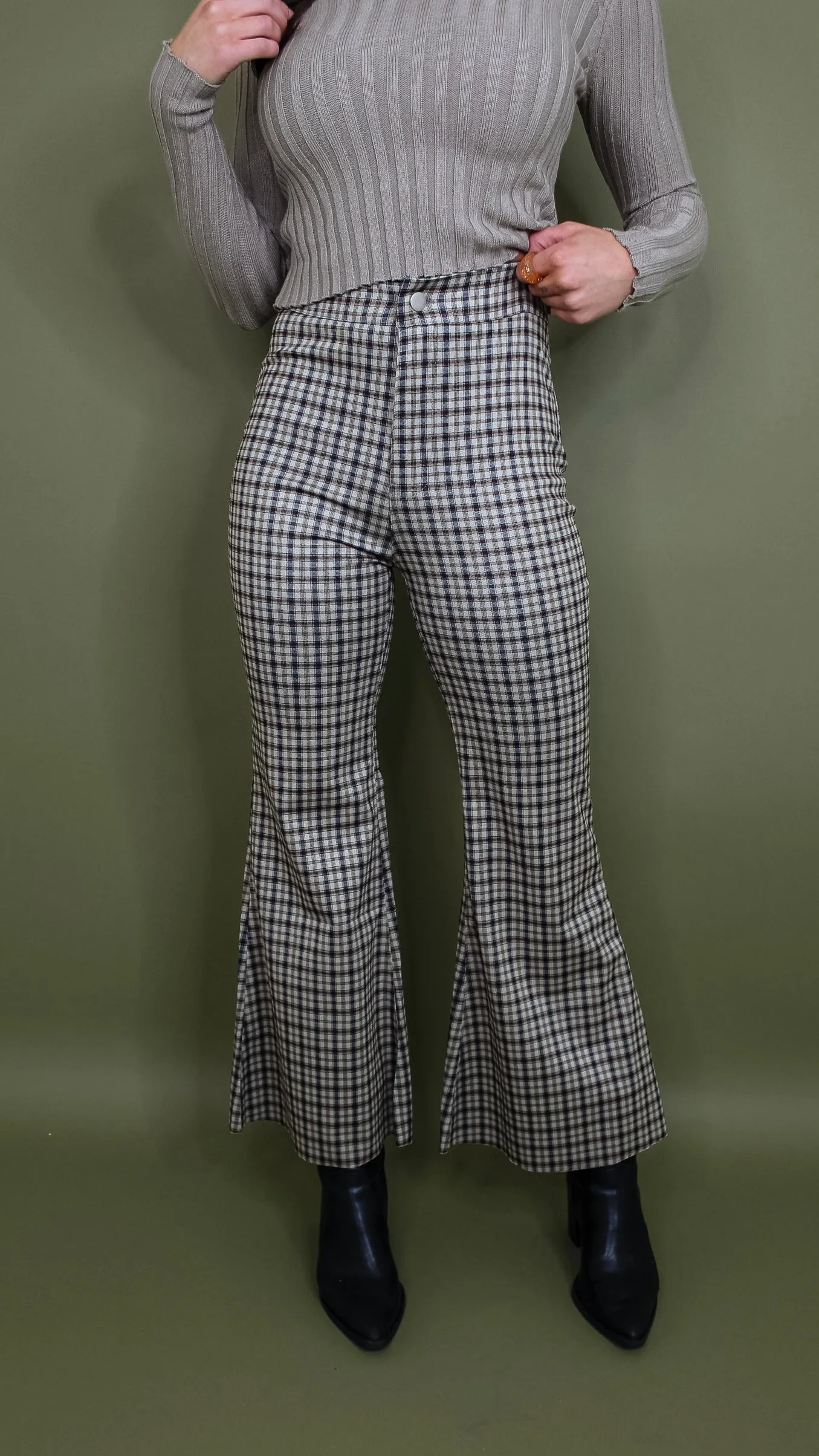 Genevieve Navy Plaid Pants