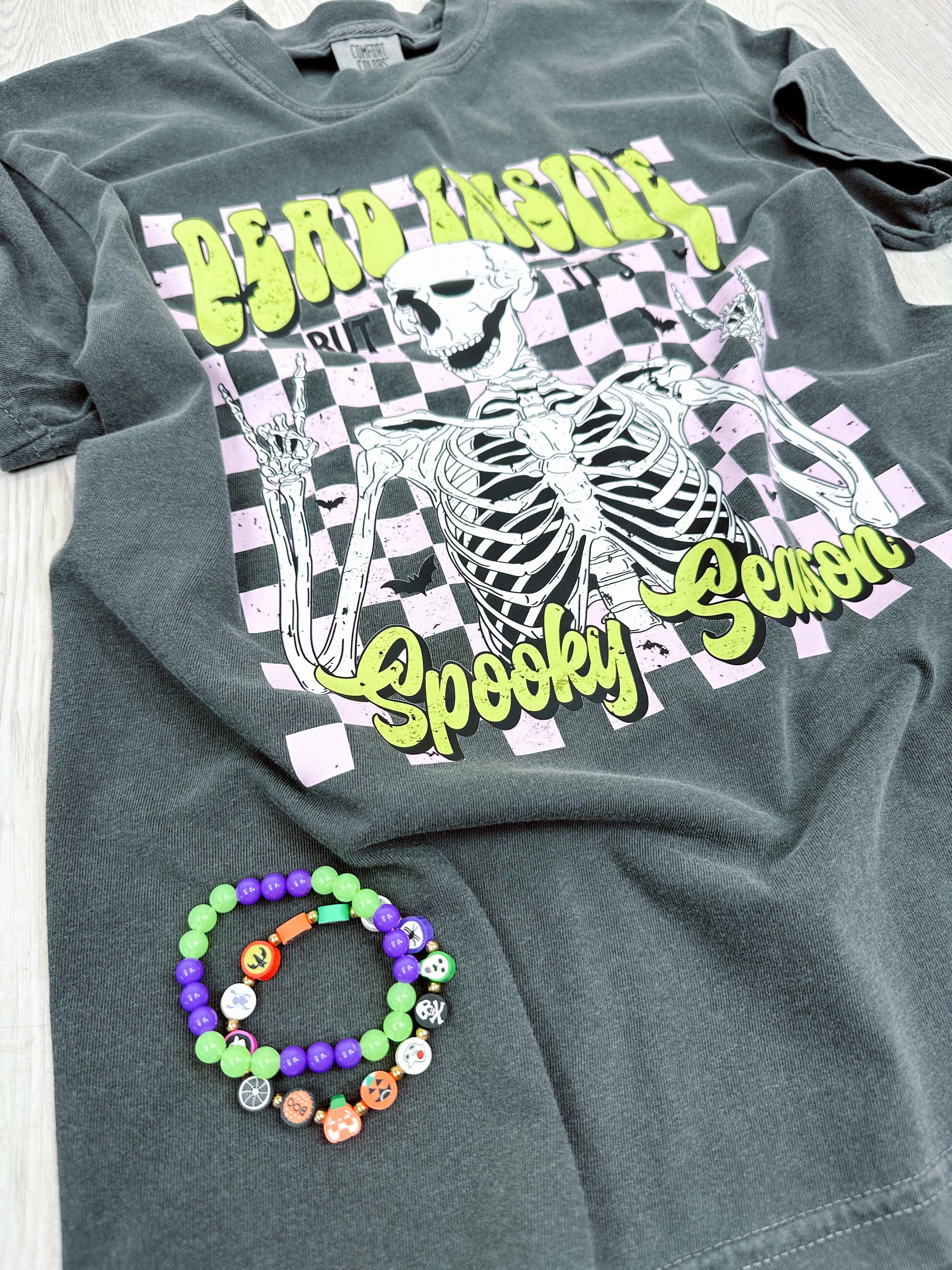 Holiday Graphic Tee Bundle ( 1 shirt   1 accessory)