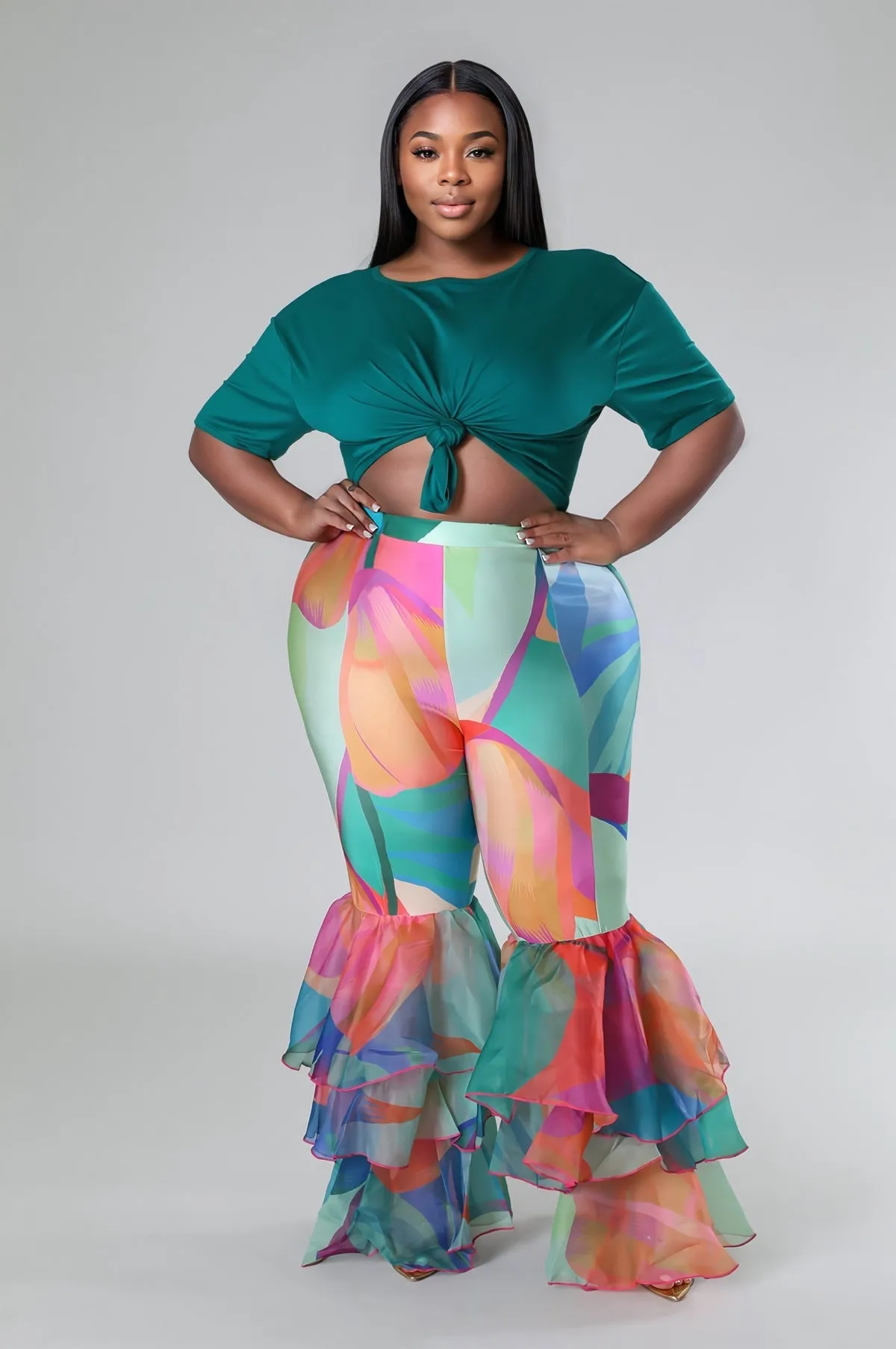 HP1467PXP - RUFFLE TIER FLARE BOTTOM PANTS (PLUS)