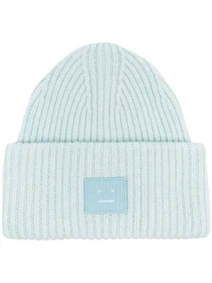 Large face logo beanie