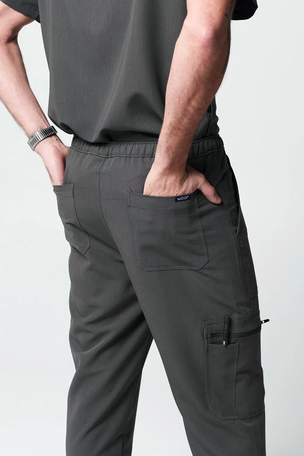 Men's Straight-Cut 9-Pocket Cargo Pants