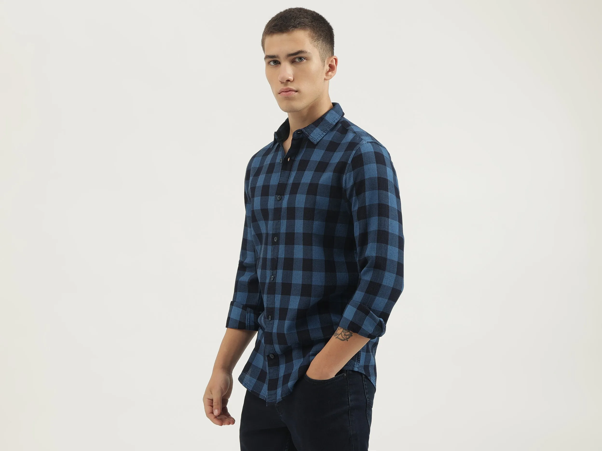 Regular Fit Spread Collar Checkered Shirts