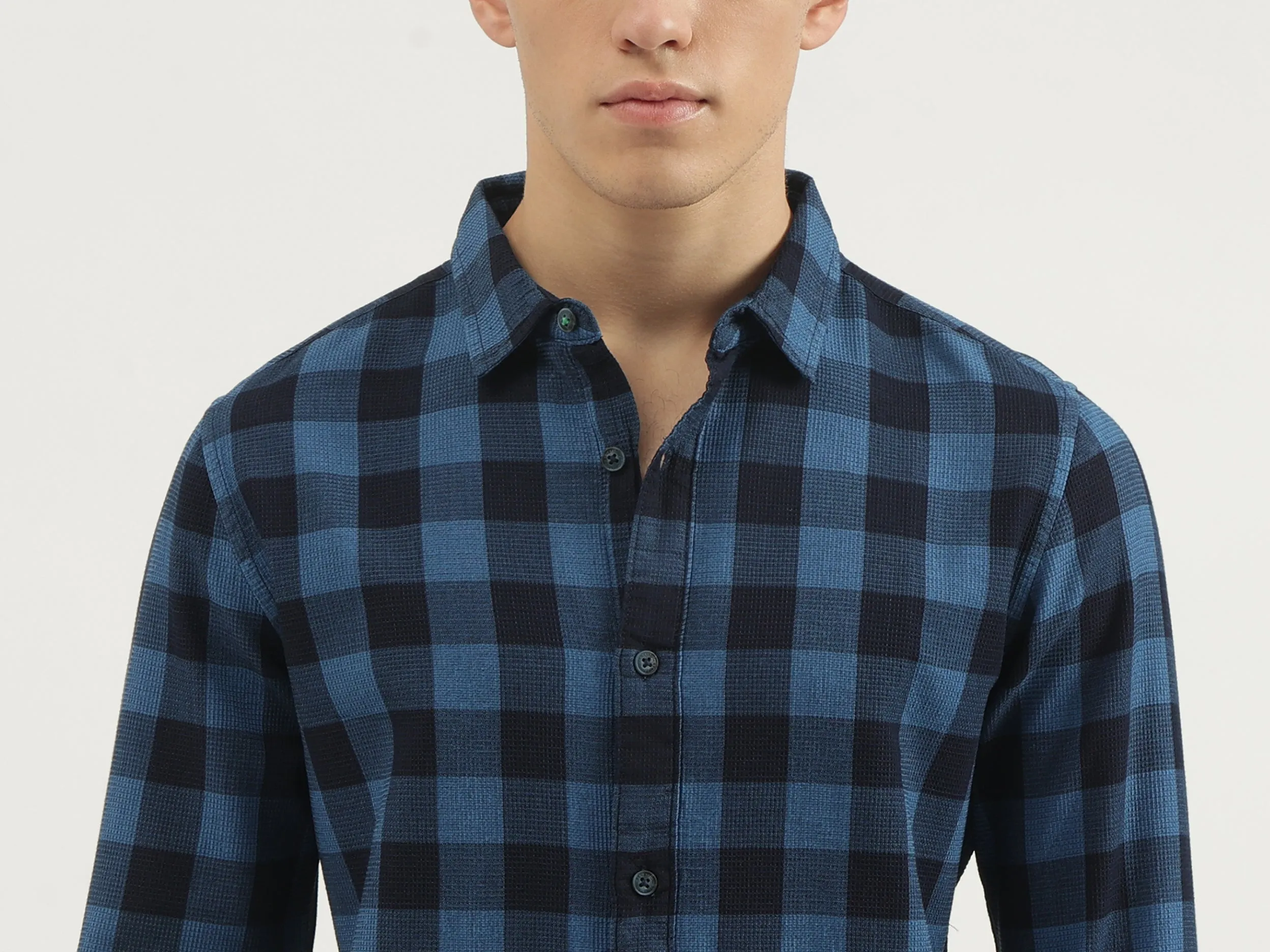 Regular Fit Spread Collar Checkered Shirts