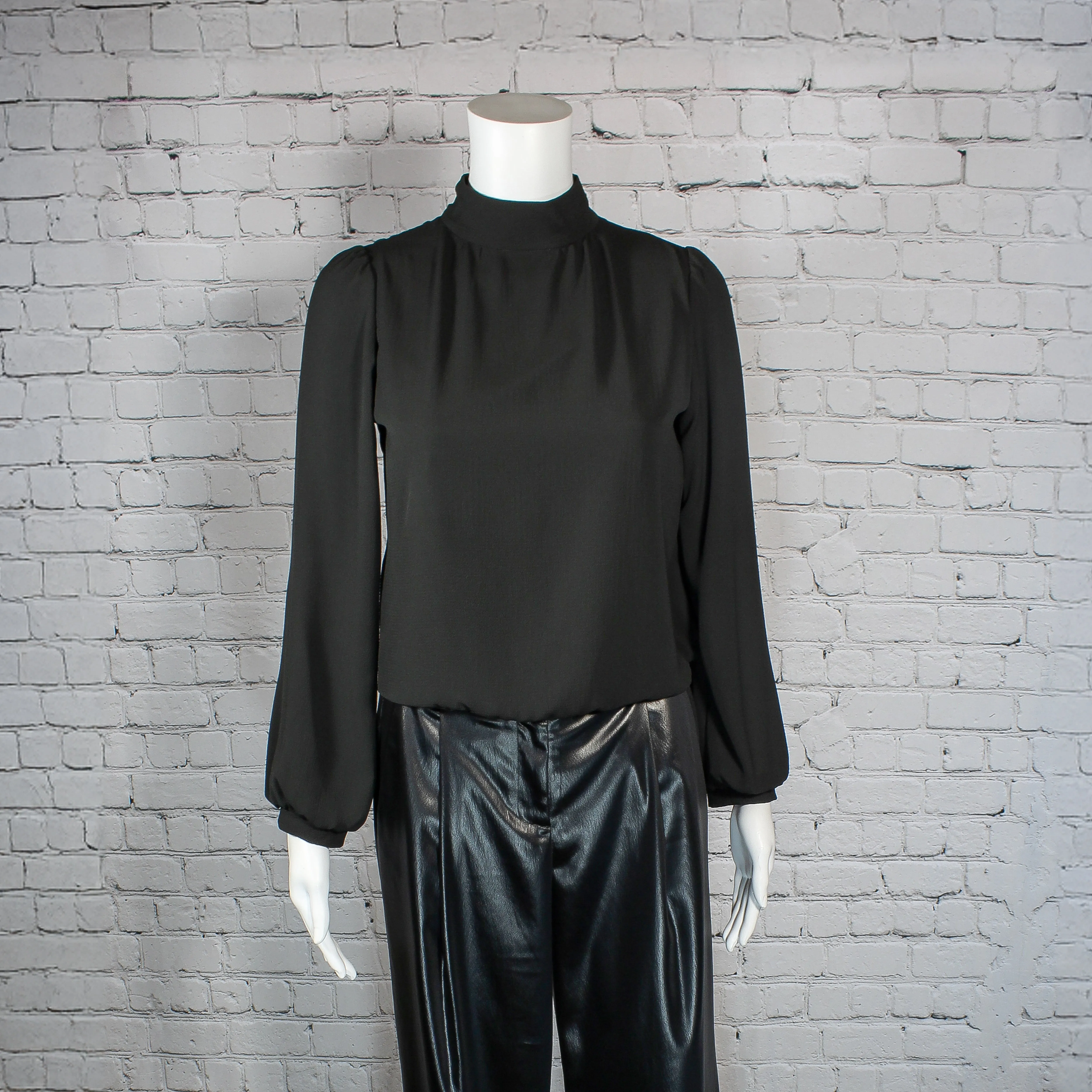 SALE! Gabin Long Sleeved Top in Black by Drew