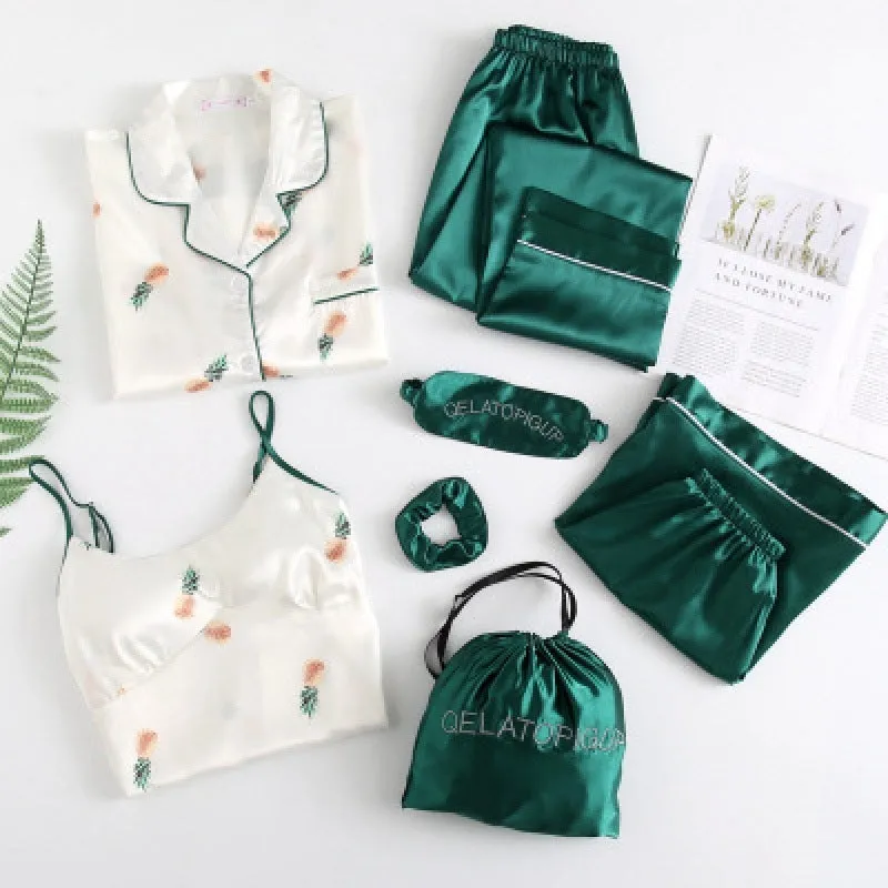 Spring And Autumn Printed Imitated Silk Pajamas