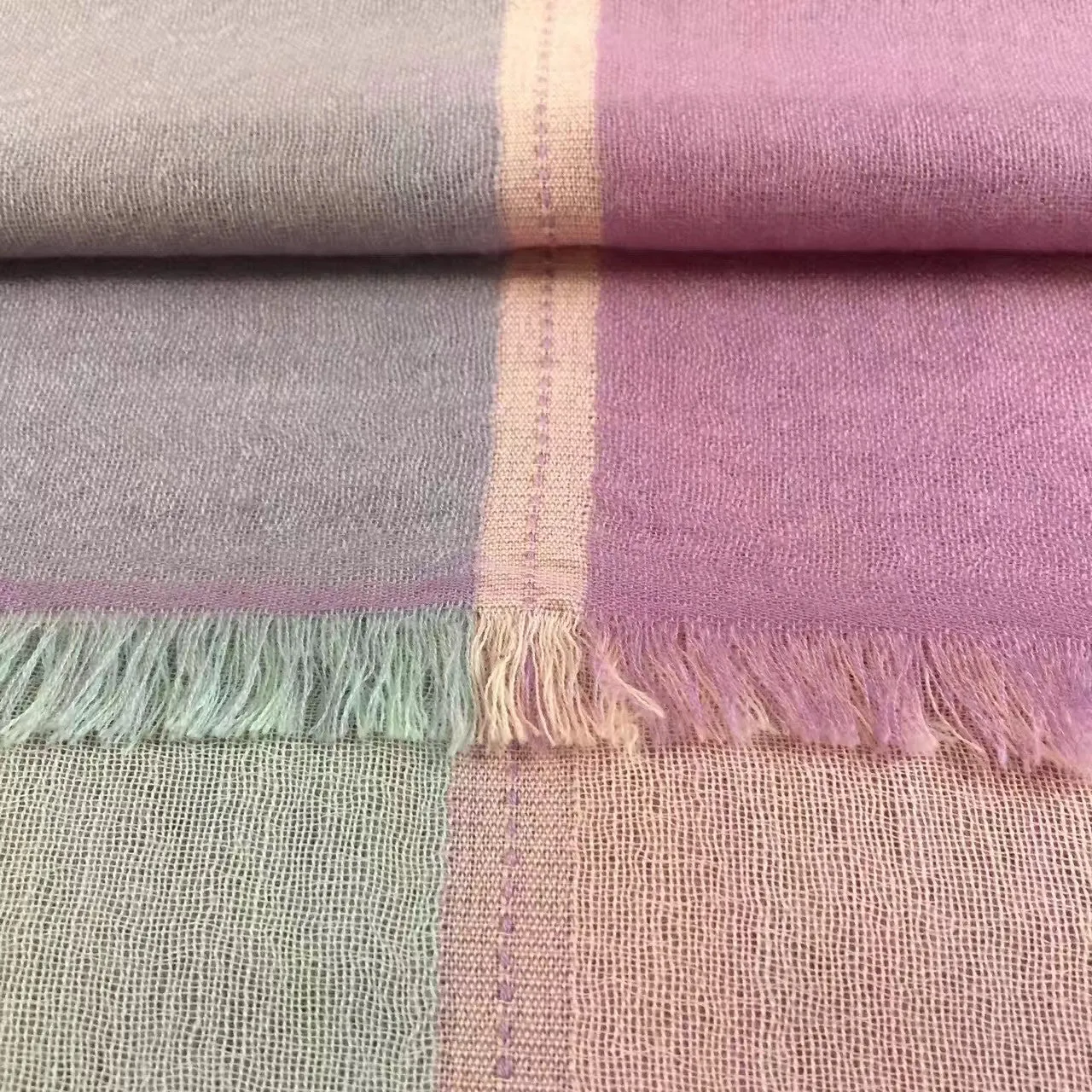 Stunning Quadra Cashmere Scarf - Soft Pink & Purple