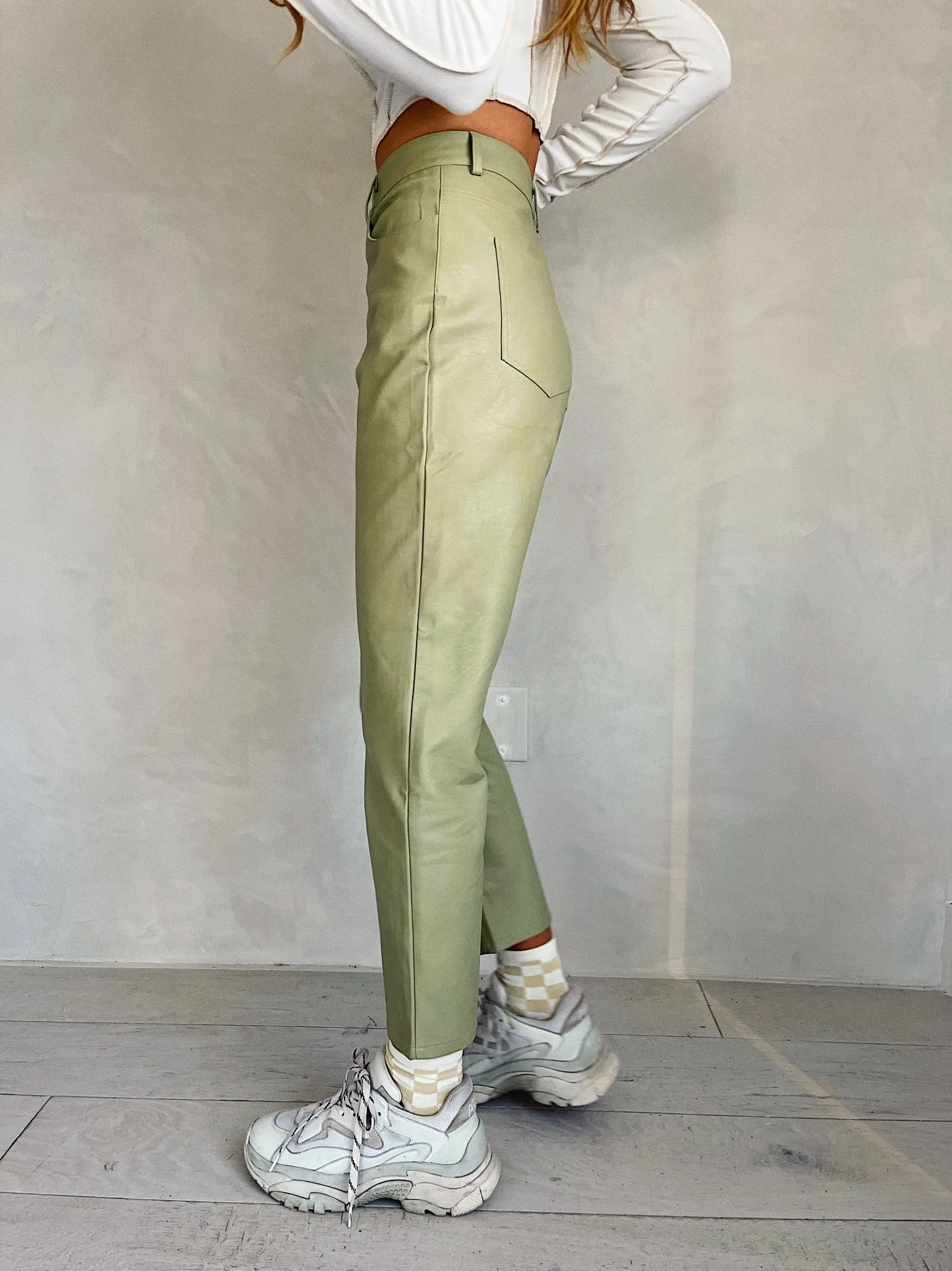 Style Control Pant// Sage *RESTOCKED*