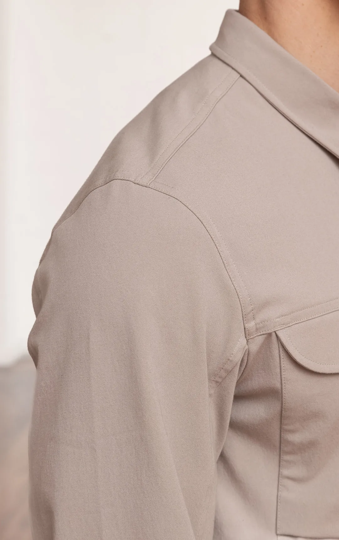 TECH STRETCH TRUCKER JACKET