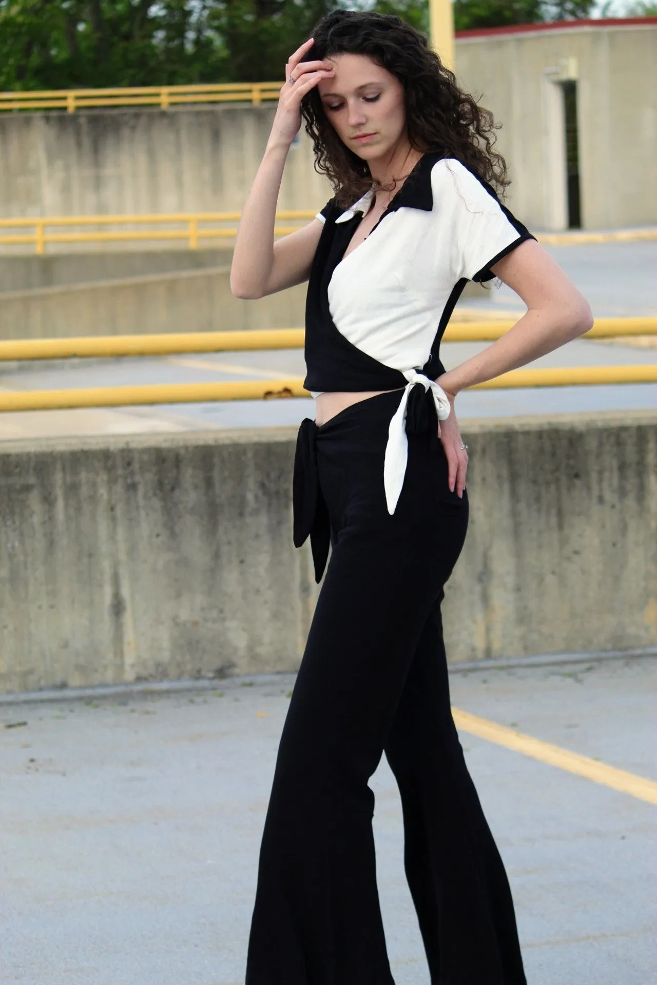 THE Melody  TIED SLIM PANT