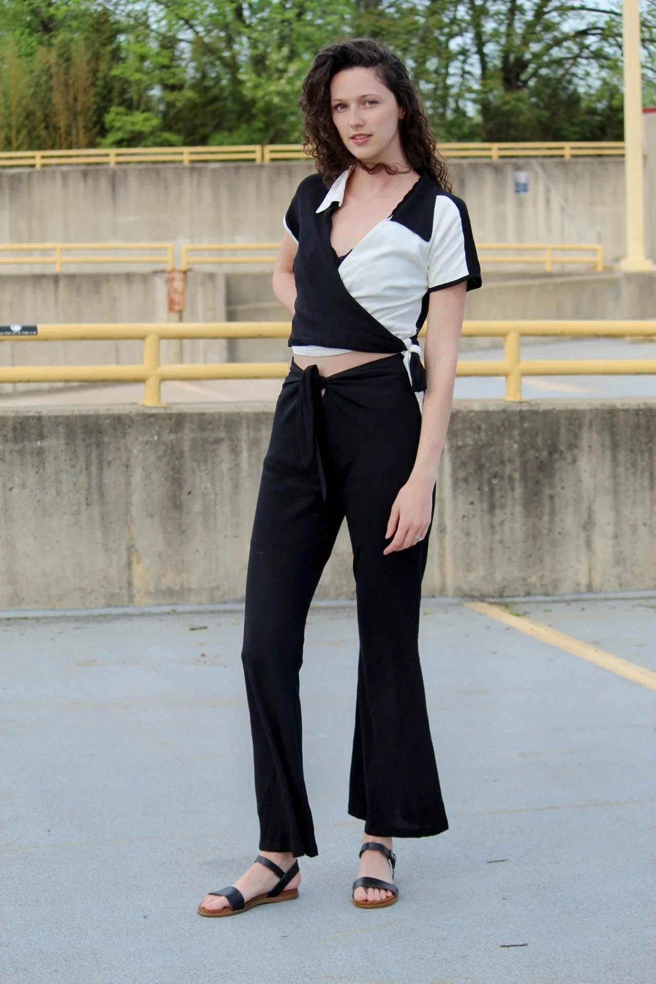 THE Melody  TIED SLIM PANT