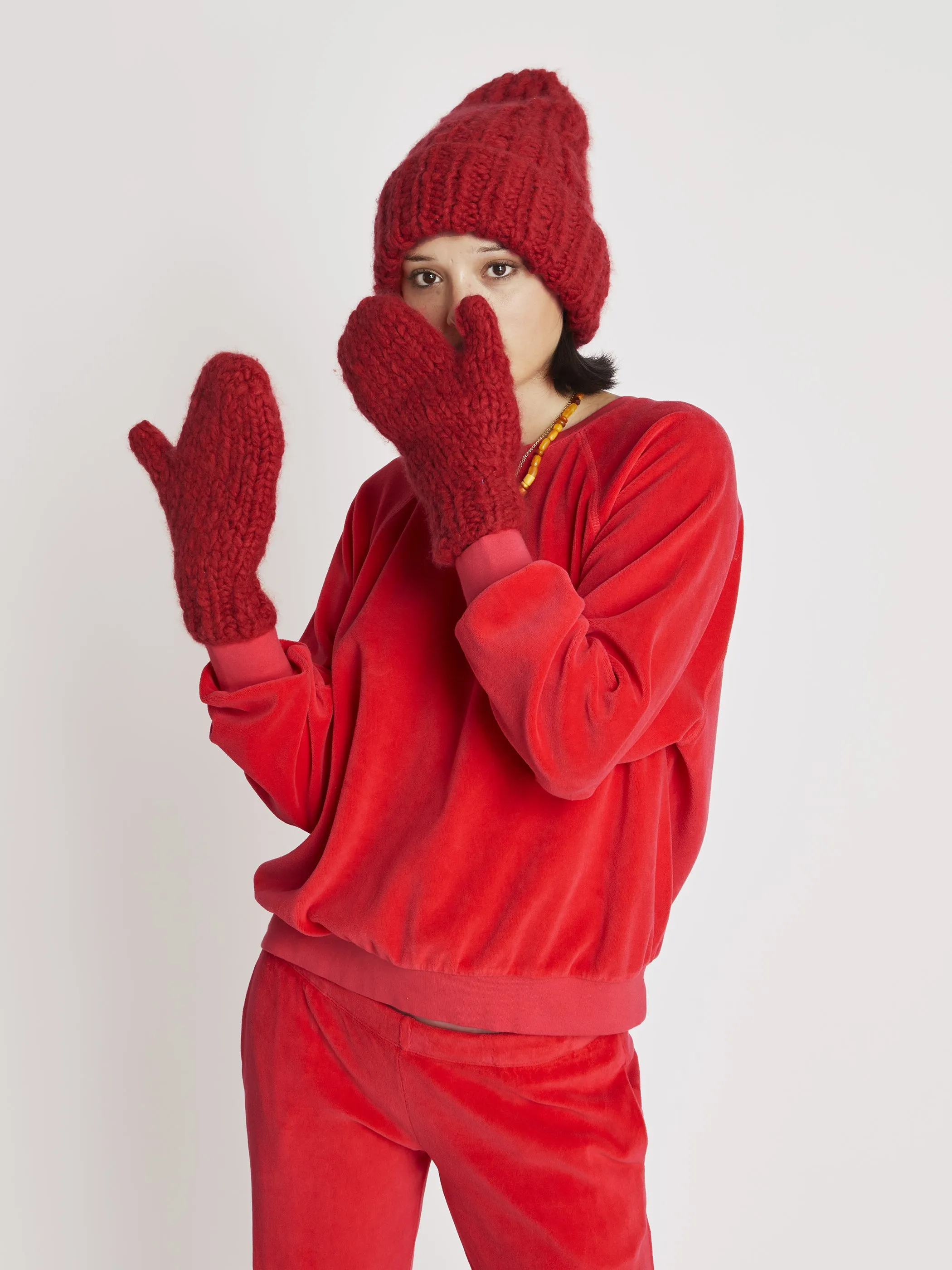 The Mire Mittens in Cashmere