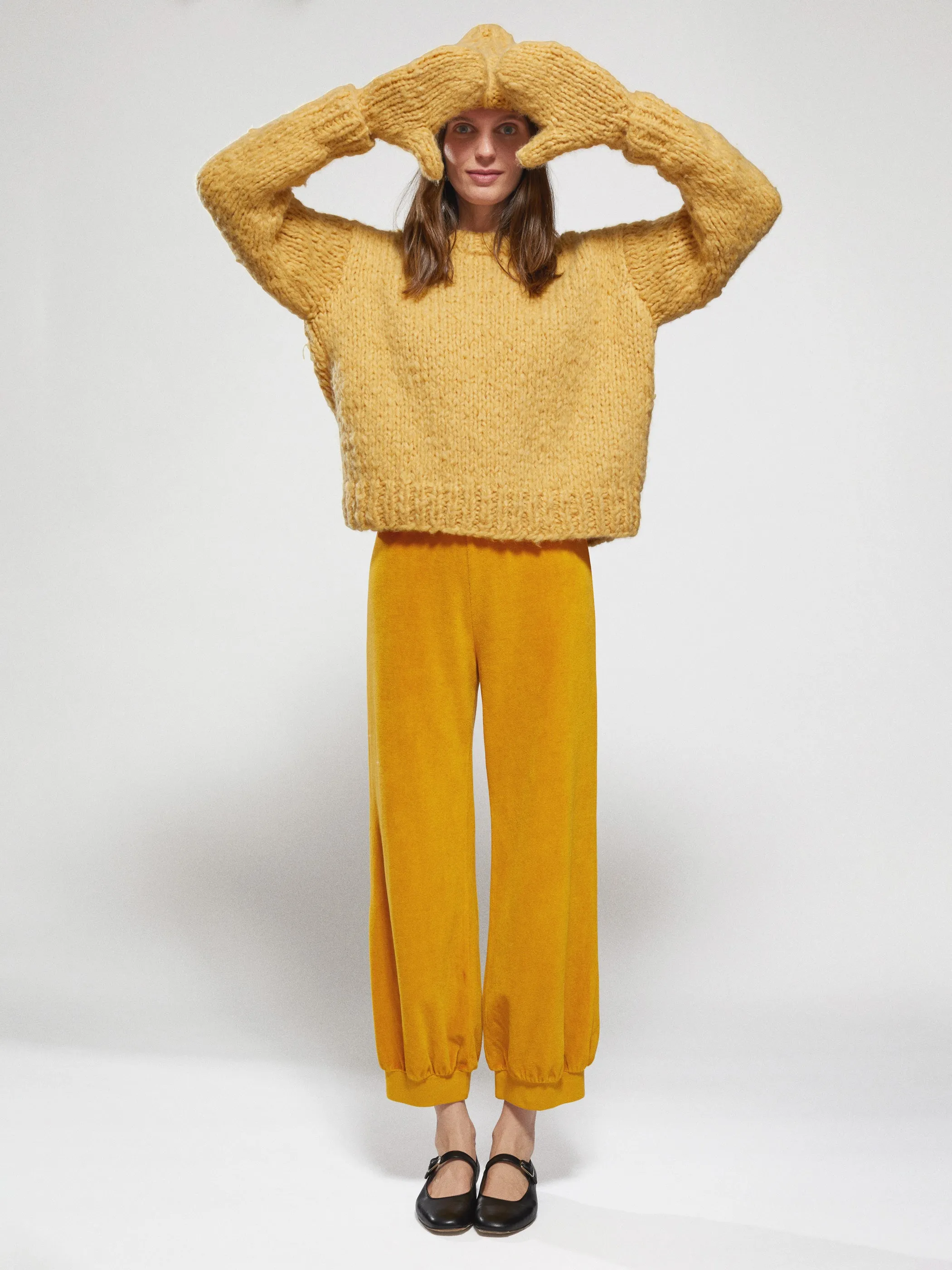 The Mire Mittens in Cashmere