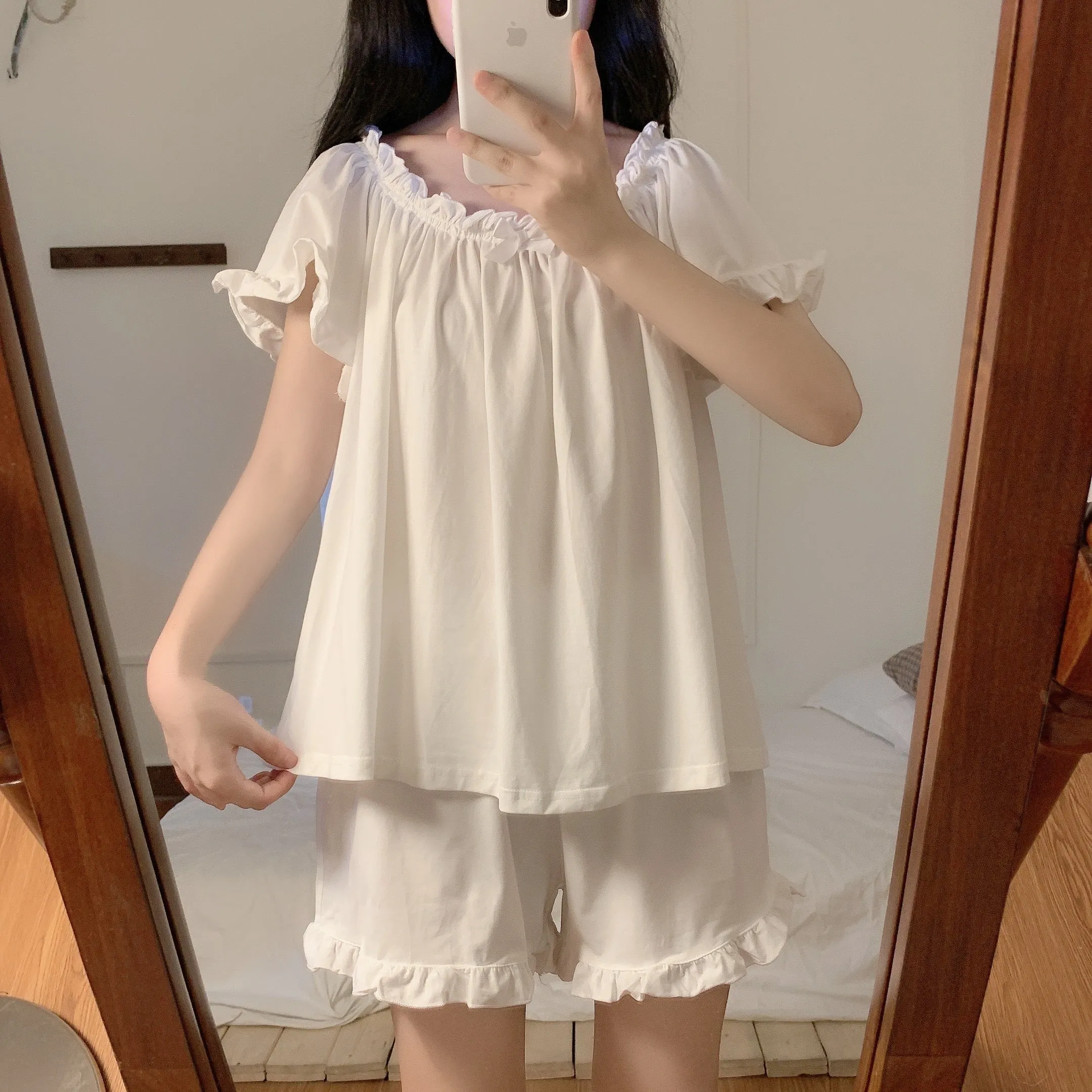 Thin Ice Silk Cute Pajamas And Home Service Suit