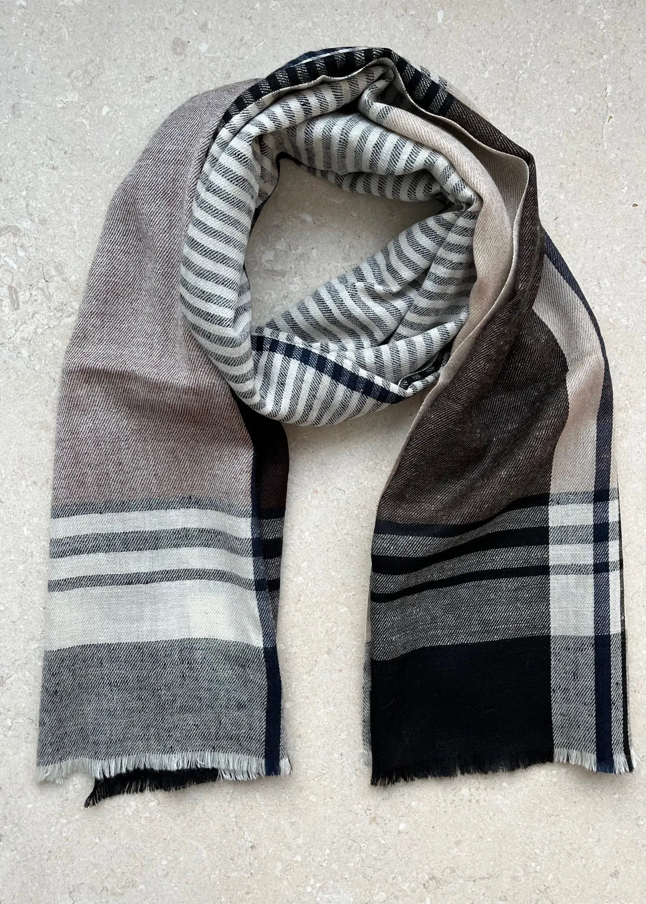 Ultimate Cashmere Scarf - Raphael