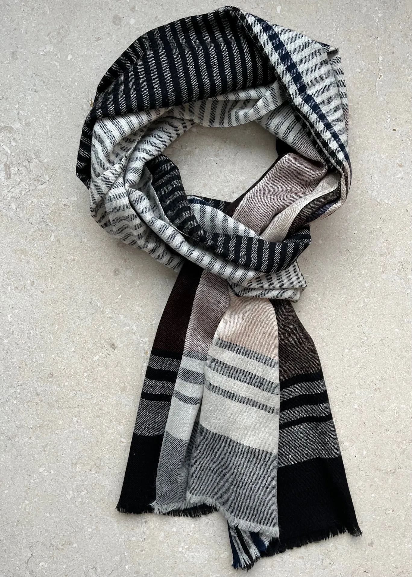 Ultimate Cashmere Scarf - Raphael