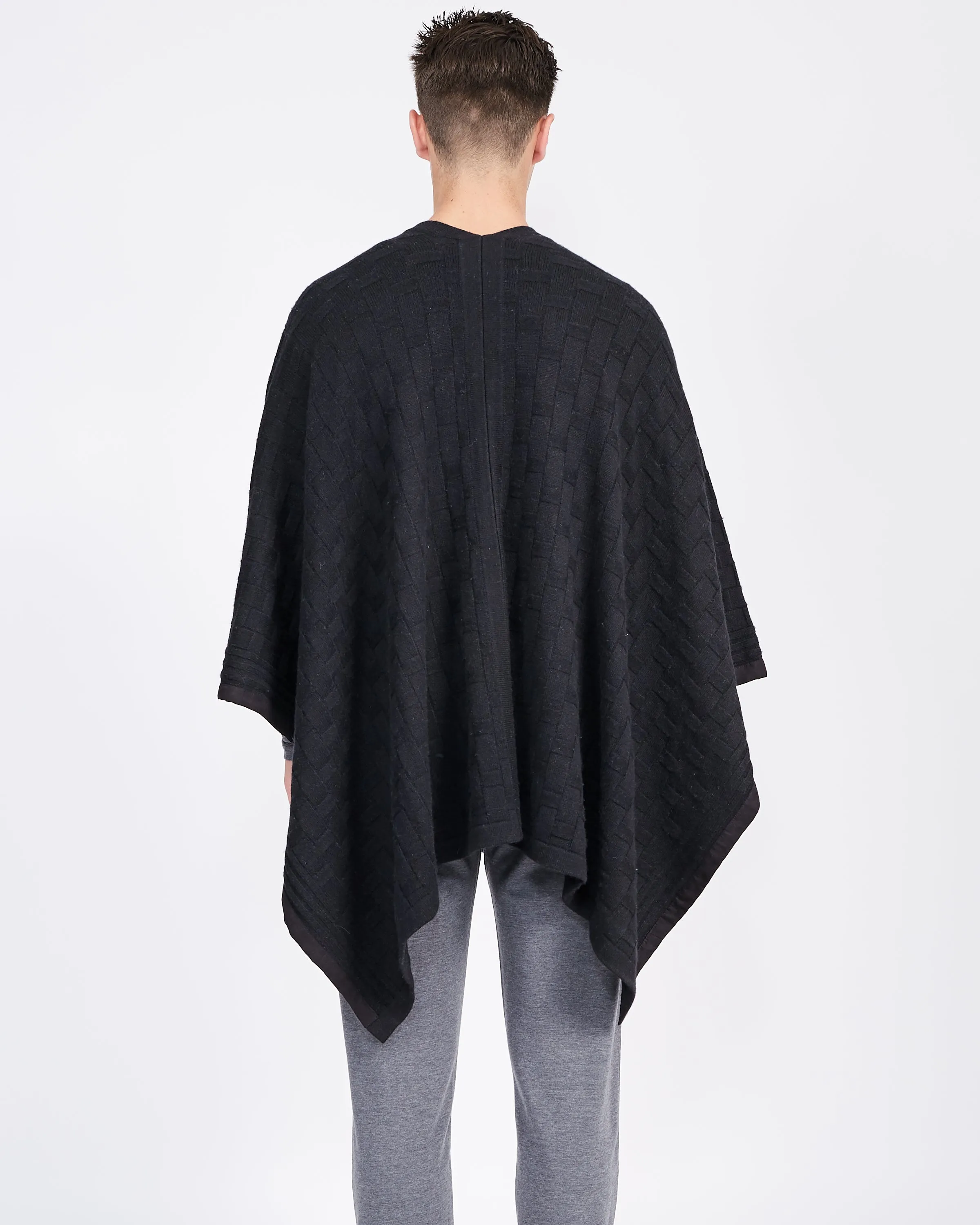 Unisex Trimmed Wrap