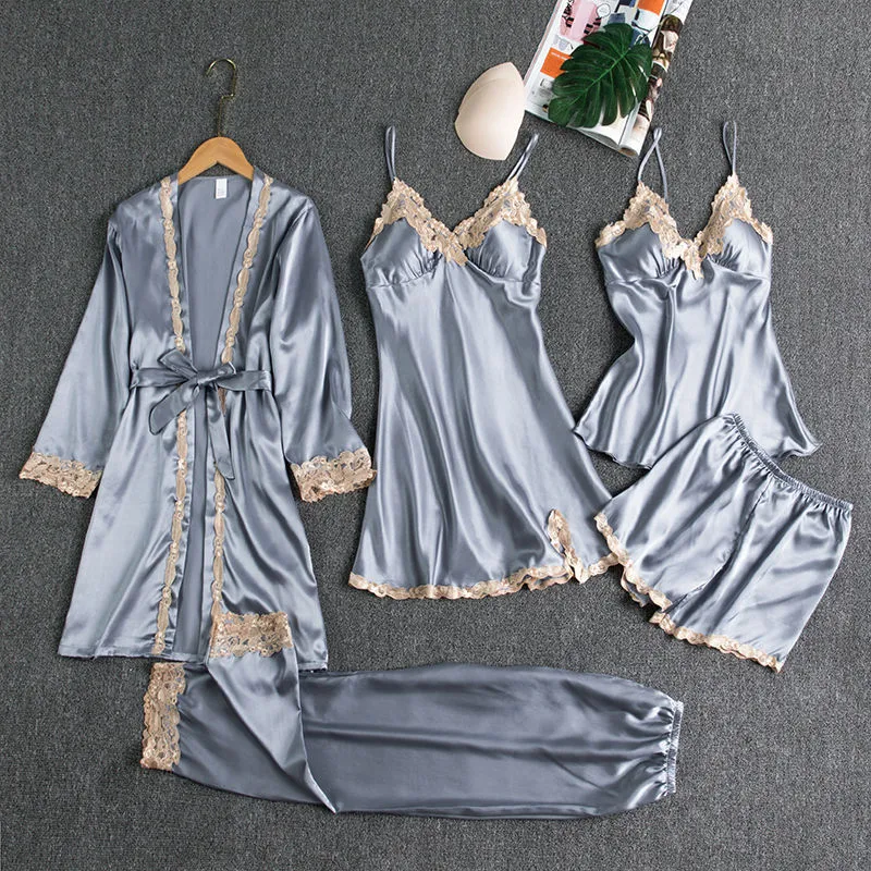Women's Summer Ice Silk Pajamas With Chest Pad